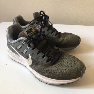 Nike zoom structure 20 size 8